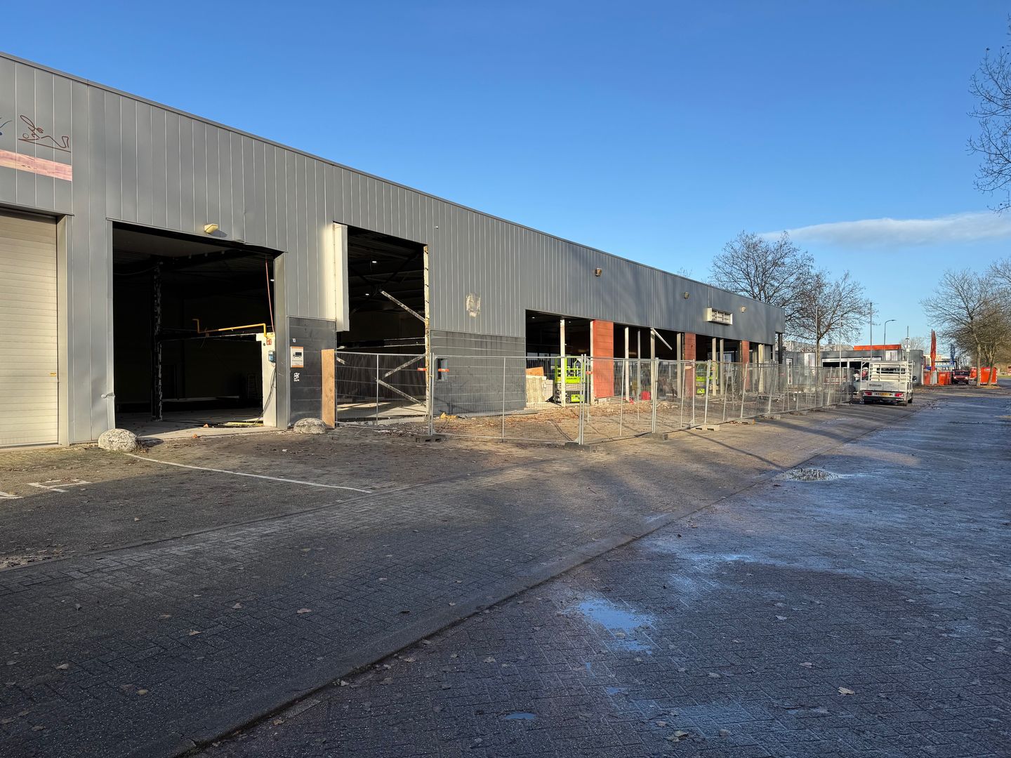 Bekijk foto 5 van Einsteinweg 2