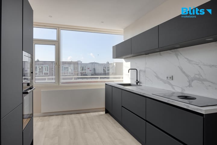 Photo 5 of Texelsestraat 75-A