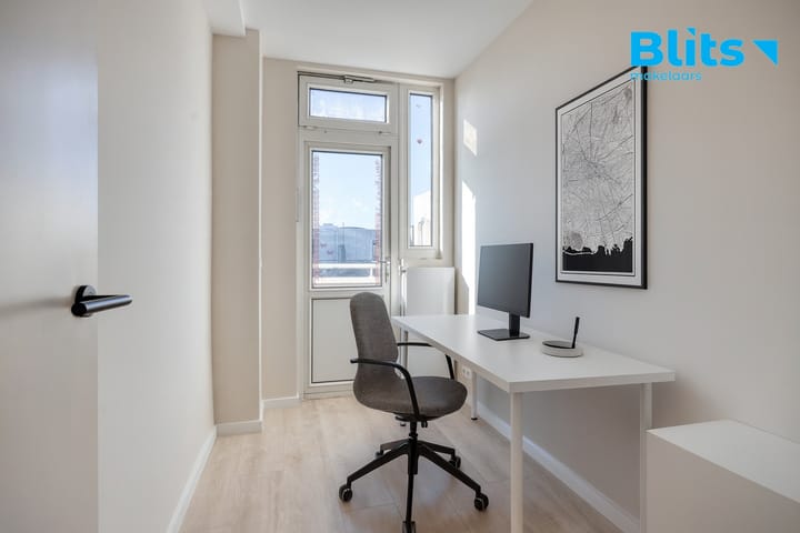 Photo 8 of Texelsestraat 75-A