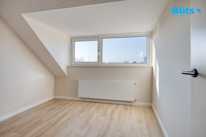 Photo 18 of Texelsestraat 75-A