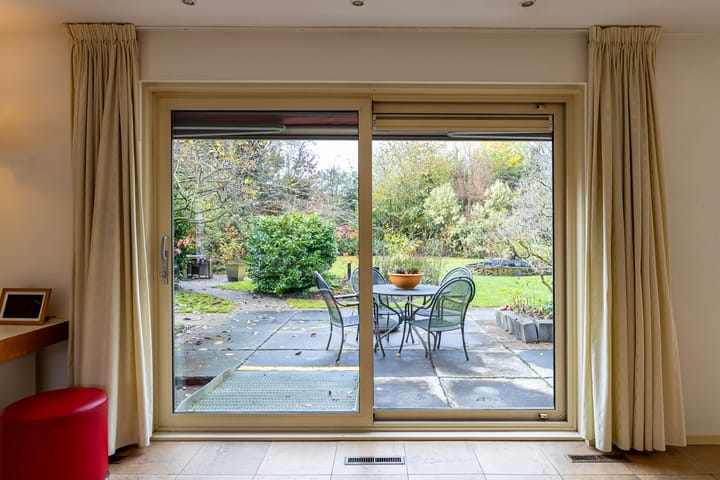 Foto 14 van Taarloseweg 2