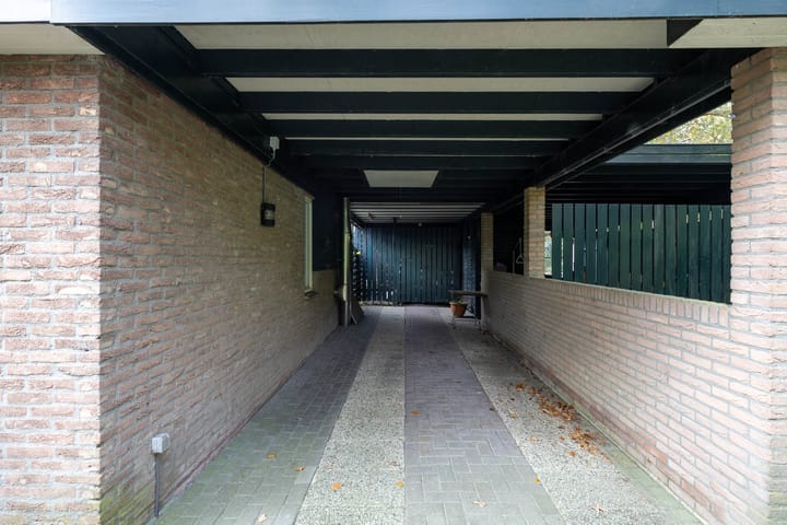 Foto 39 van Taarloseweg 2