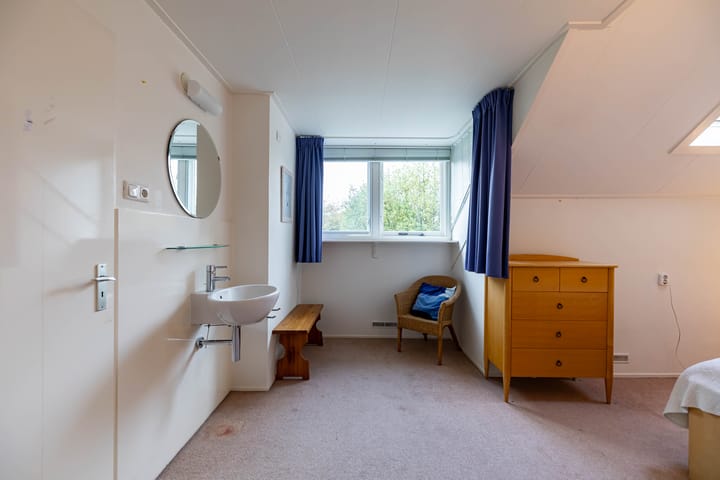 Foto 45 van Taarloseweg 2