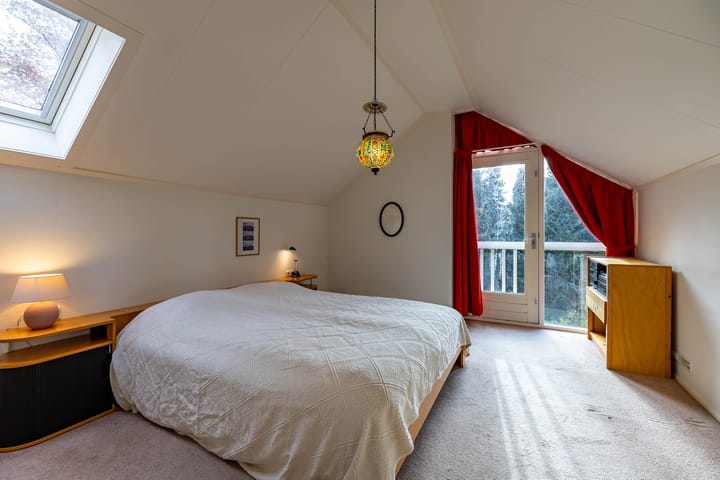 Foto 47 van Taarloseweg 2