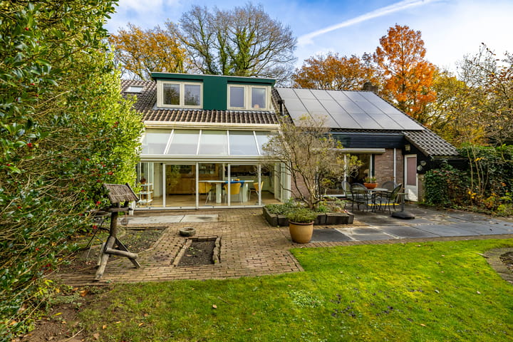 Foto 57 van Taarloseweg 2