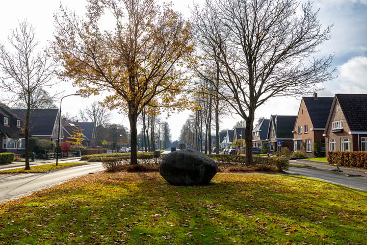 Foto 68 van Taarloseweg 2