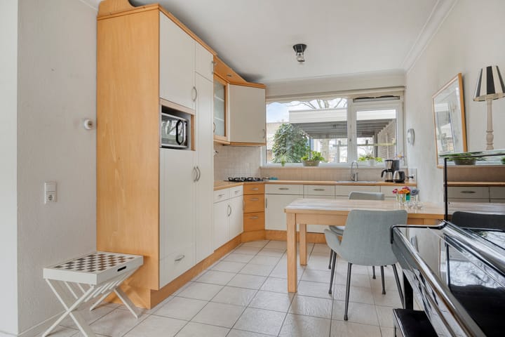 Foto 4 van Staringstraat 21