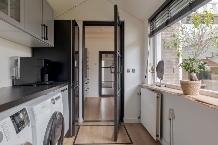 Photo 19 of Allee 70