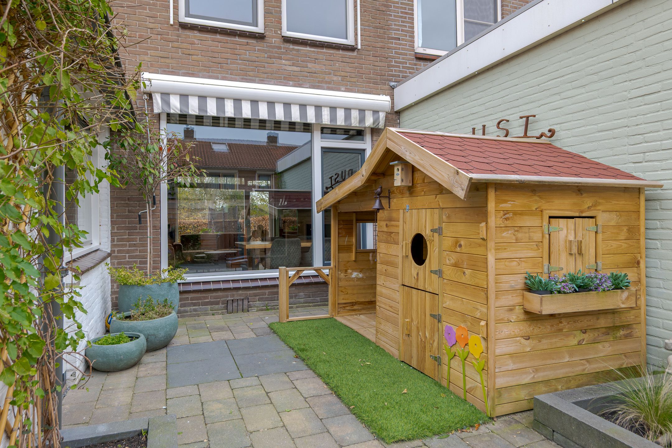 Photo 21 of Allee 70