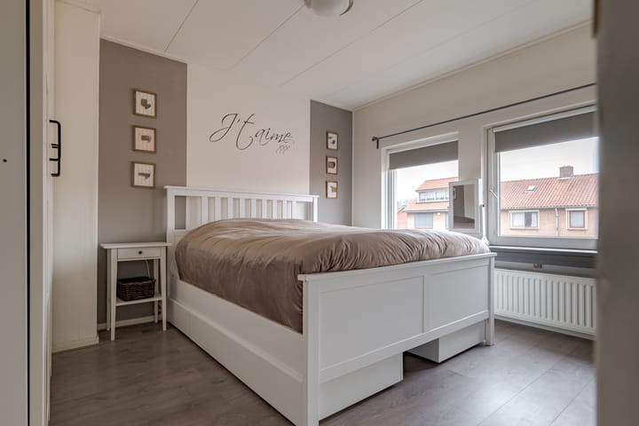 Photo 27 of Allee 70