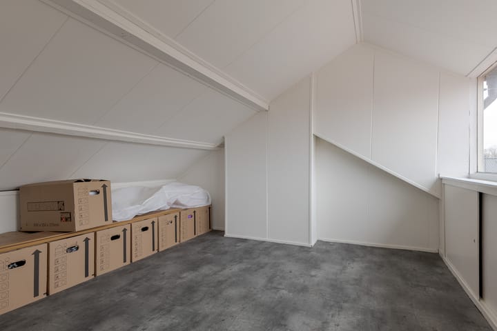 Photo 39 of Allee 70