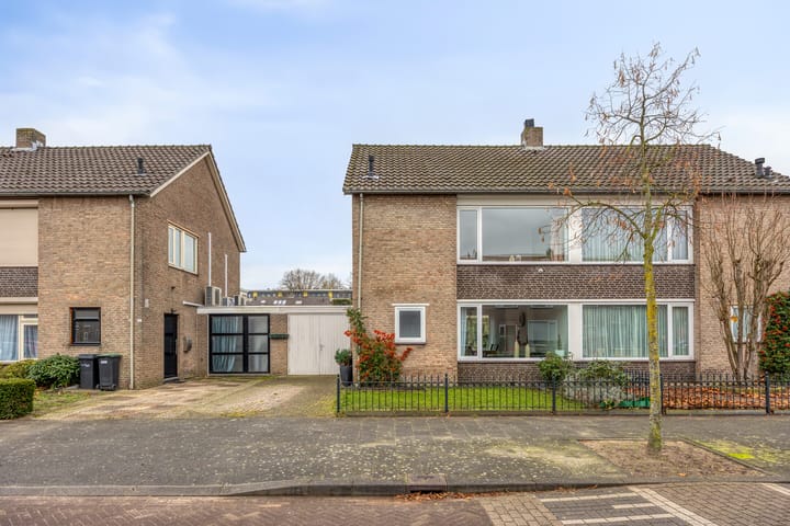 Photo 4 of Thorbeckestraat 54