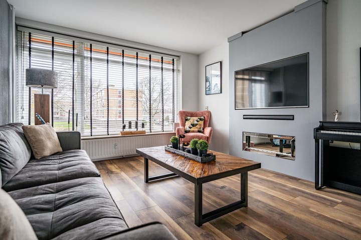 Photo 2 of Govert Flinckplantsoen 19