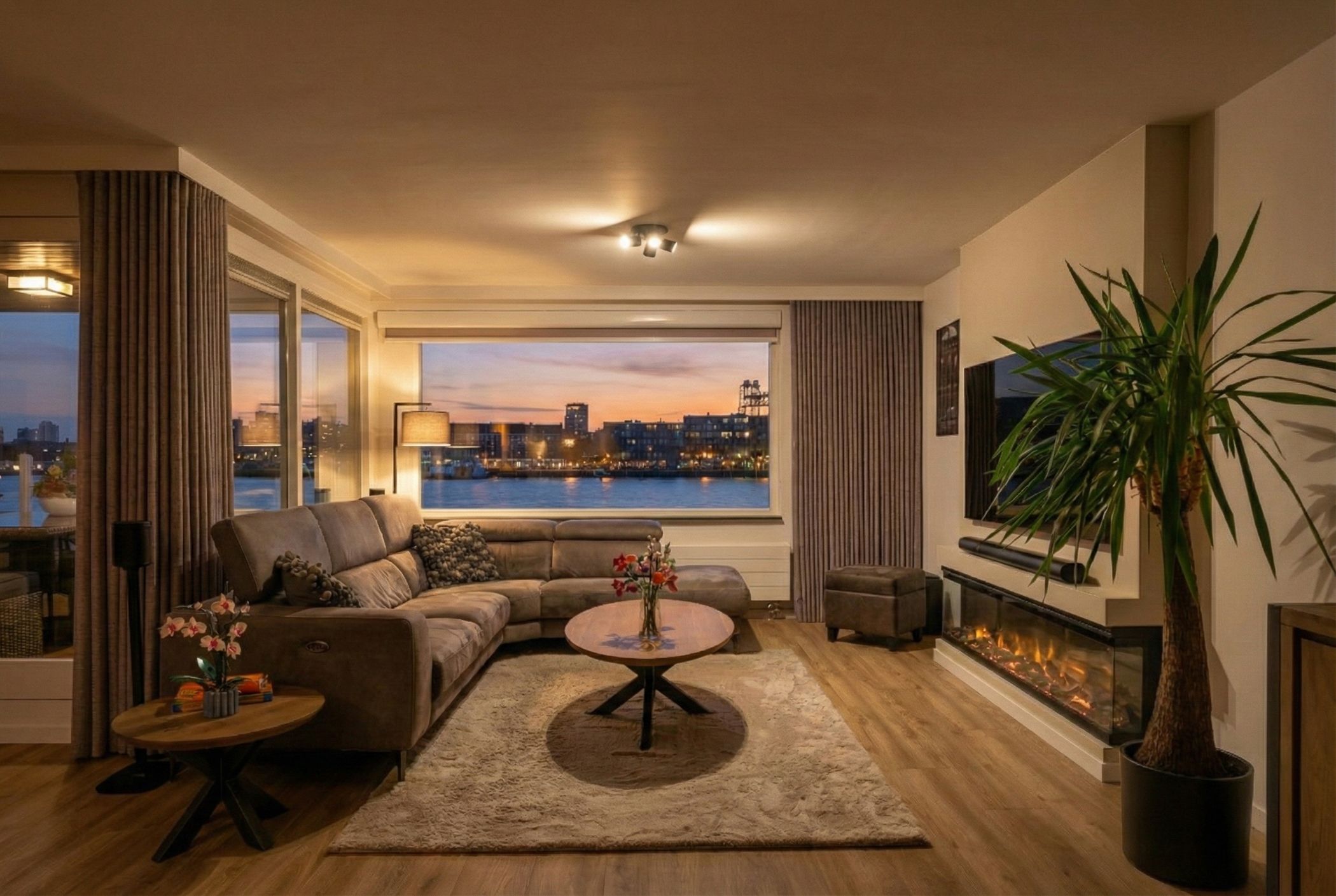 Photo 18 of Maasboulevard 178