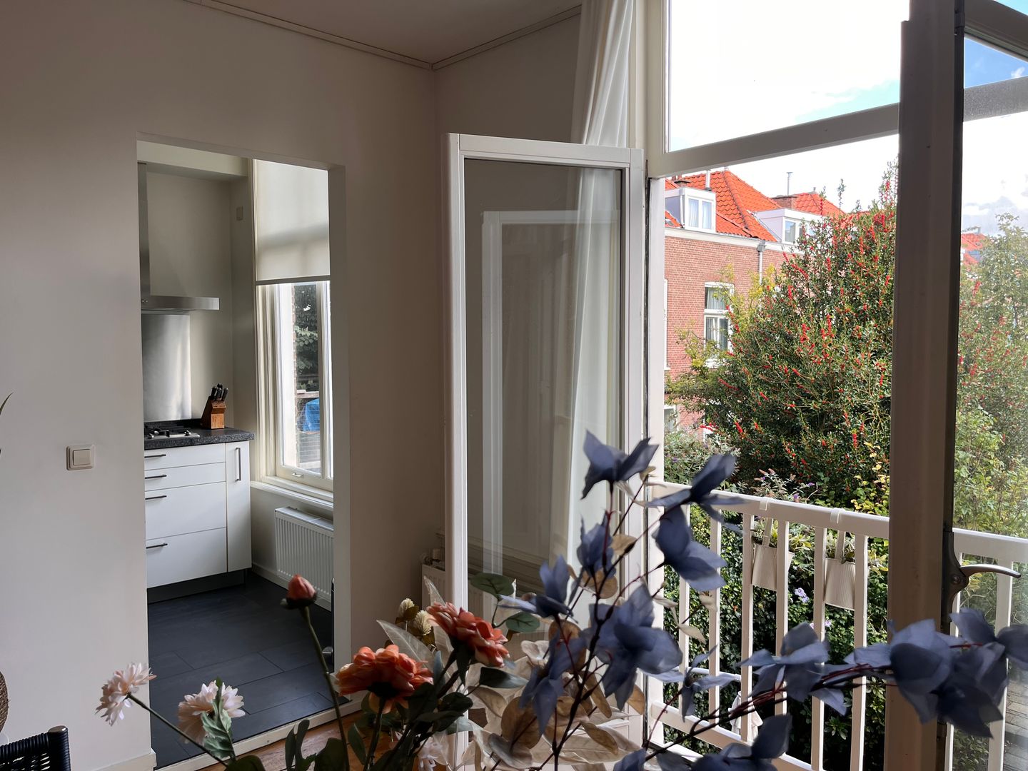 Foto 14 van Borneostraat 215