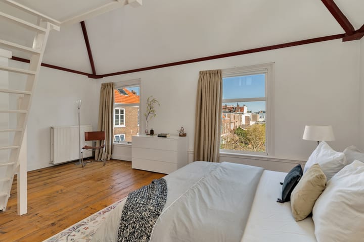 Foto 19 van Borneostraat 215