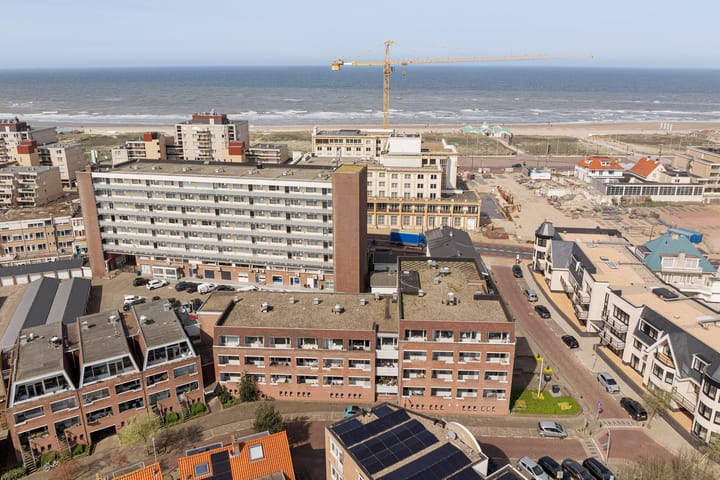 Foto 3 van Jan van Henegouwenweg 64