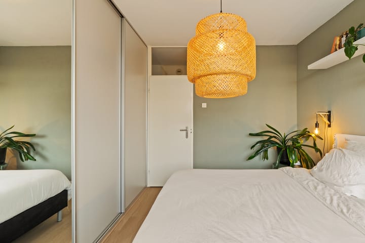 Foto 16 van Jan van Henegouwenweg 64