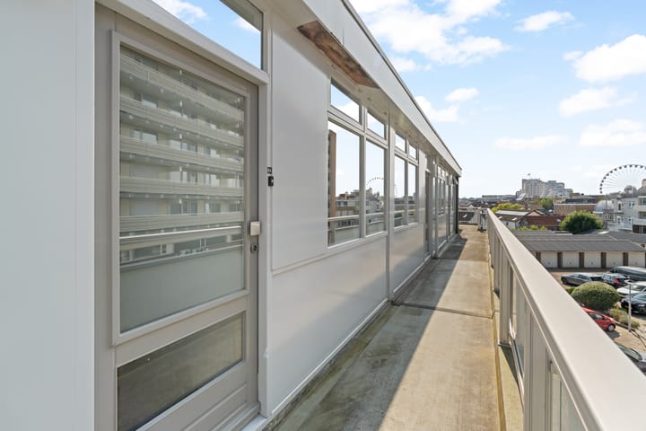 Foto 23 van Jan van Henegouwenweg 64