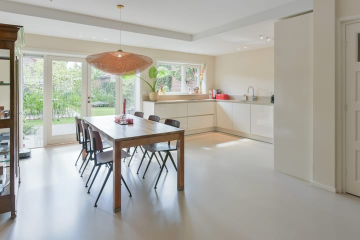 Photo 12 of Stationsweg 17