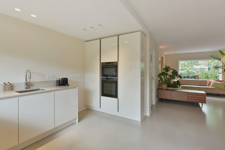 Photo 15 of Stationsweg 17