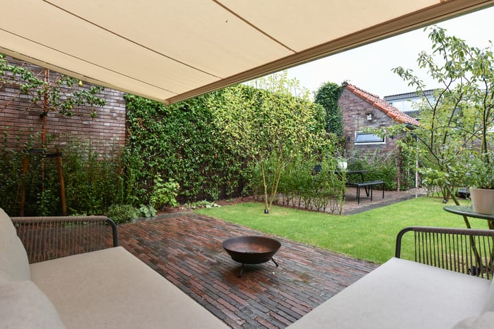 Photo 30 of Stationsweg 17