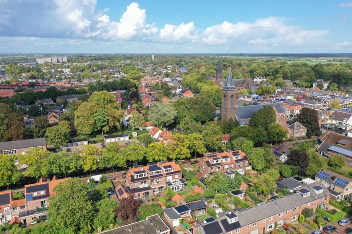 Photo 40 of Stationsweg 17