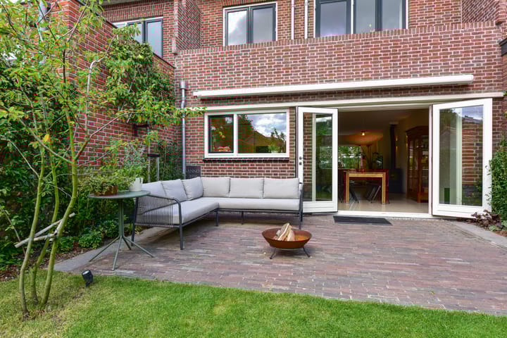 Photo 32 of Stationsweg 17