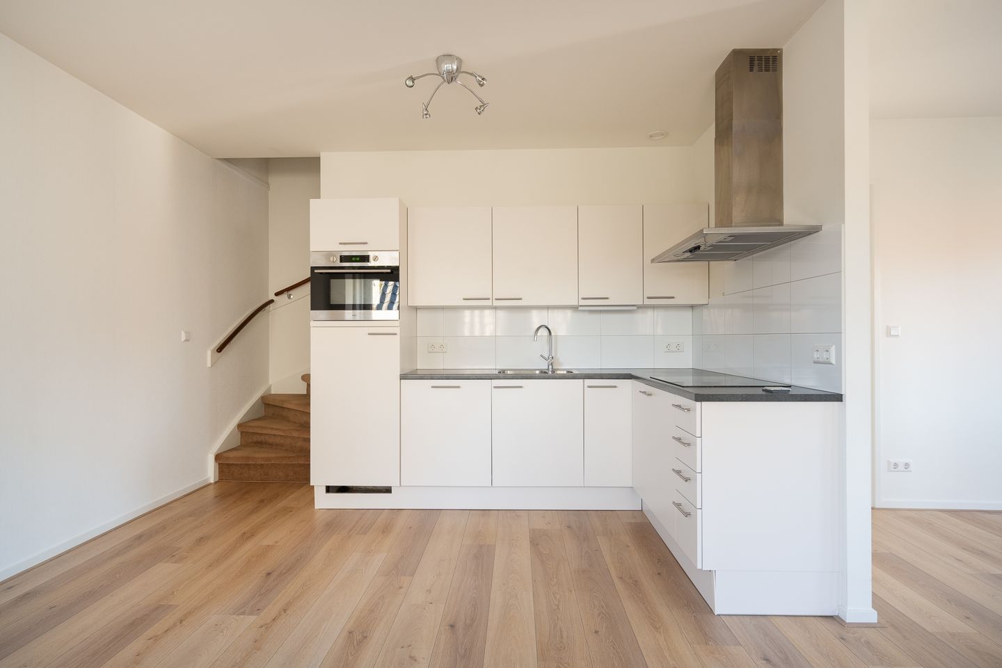 Photo 14 of Christiaan de Wetstraat 2-A