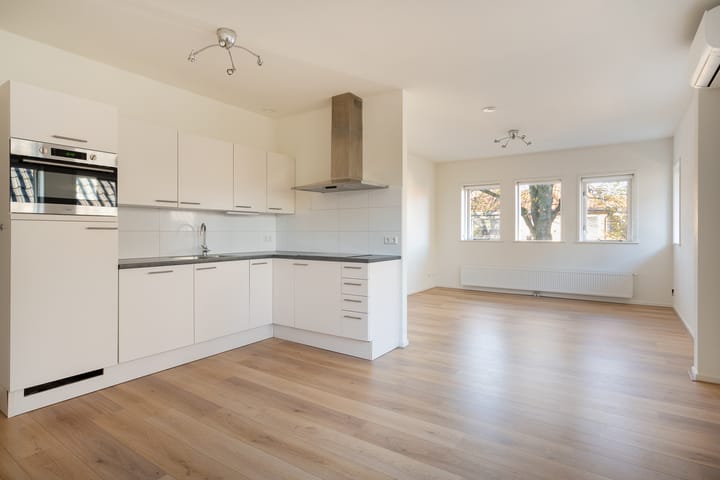 Photo 14 of Christiaan de Wetstraat 2-A