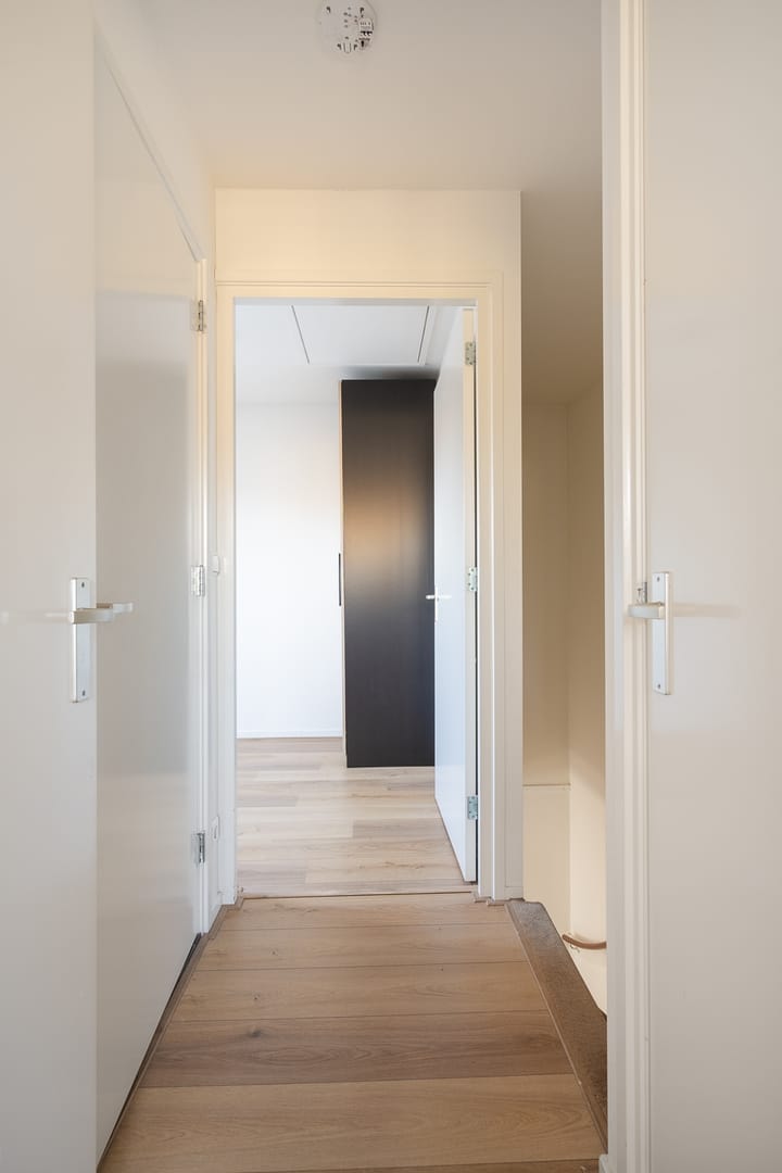 Photo 24 of Christiaan de Wetstraat 2-A