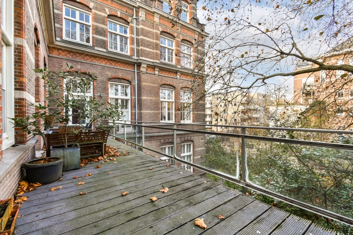 Foto 10 van Helmersplantsoen 5