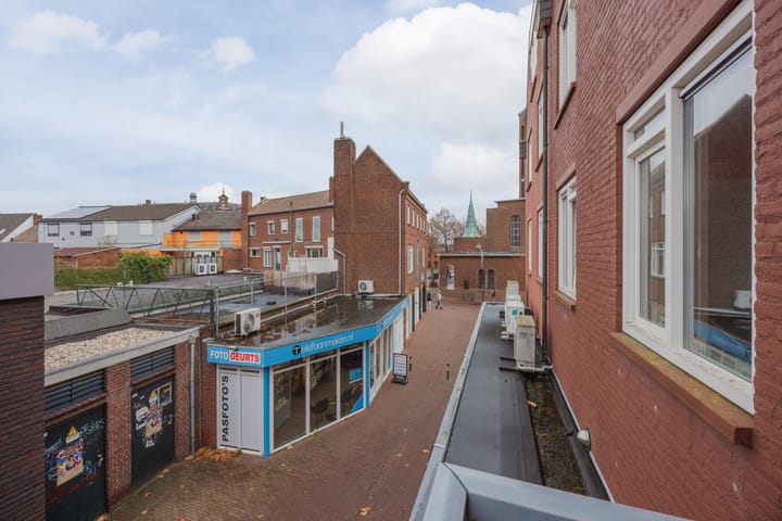 Foto 19 van Patronaat 7