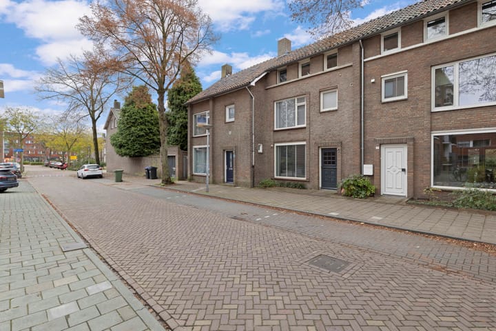 Foto 34 van Jan van de Capellelaan 19