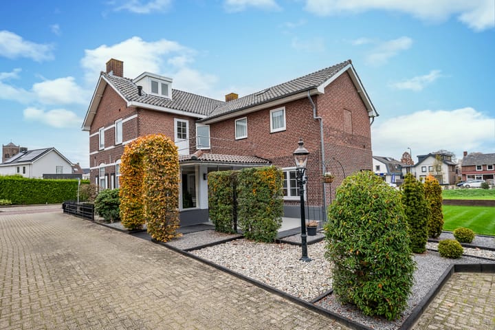 Foto 40 van Spoorstraat 1-A