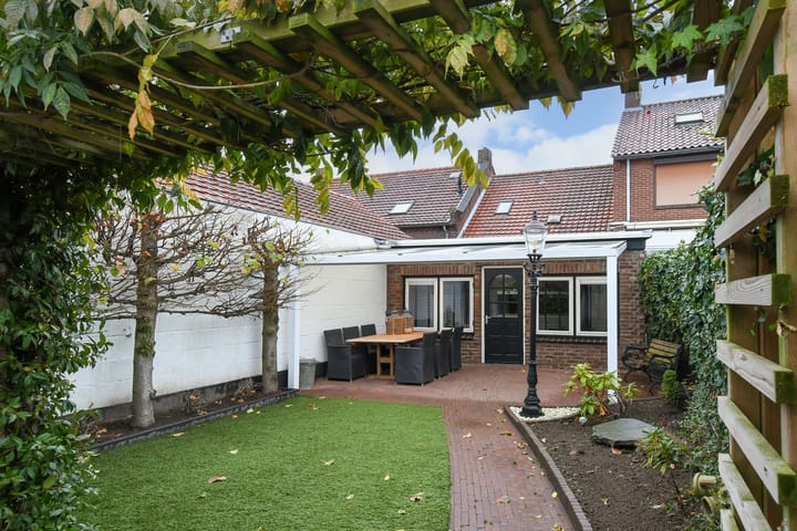 Foto 37 van Wittesteegstraat 2