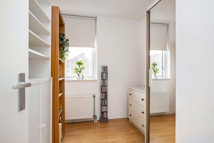 Foto 18 van Mannagraslaan 4