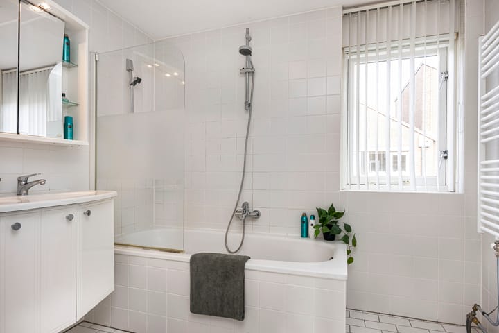 Foto 19 van Mannagraslaan 4