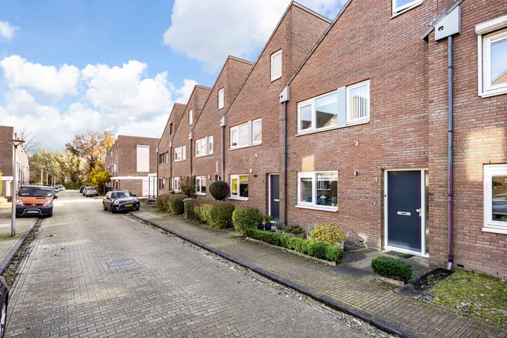 Foto 25 van Mannagraslaan 4