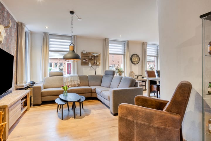 Photo 12 of Kerkweg 11