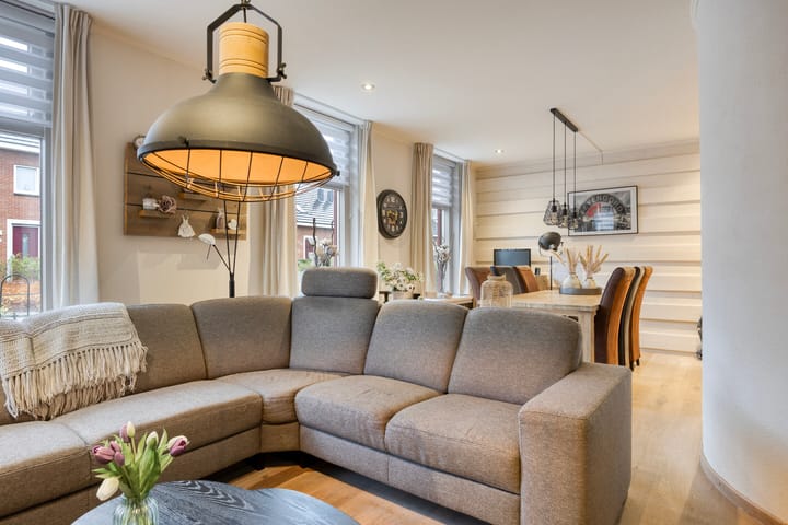 Photo 13 of Kerkweg 11