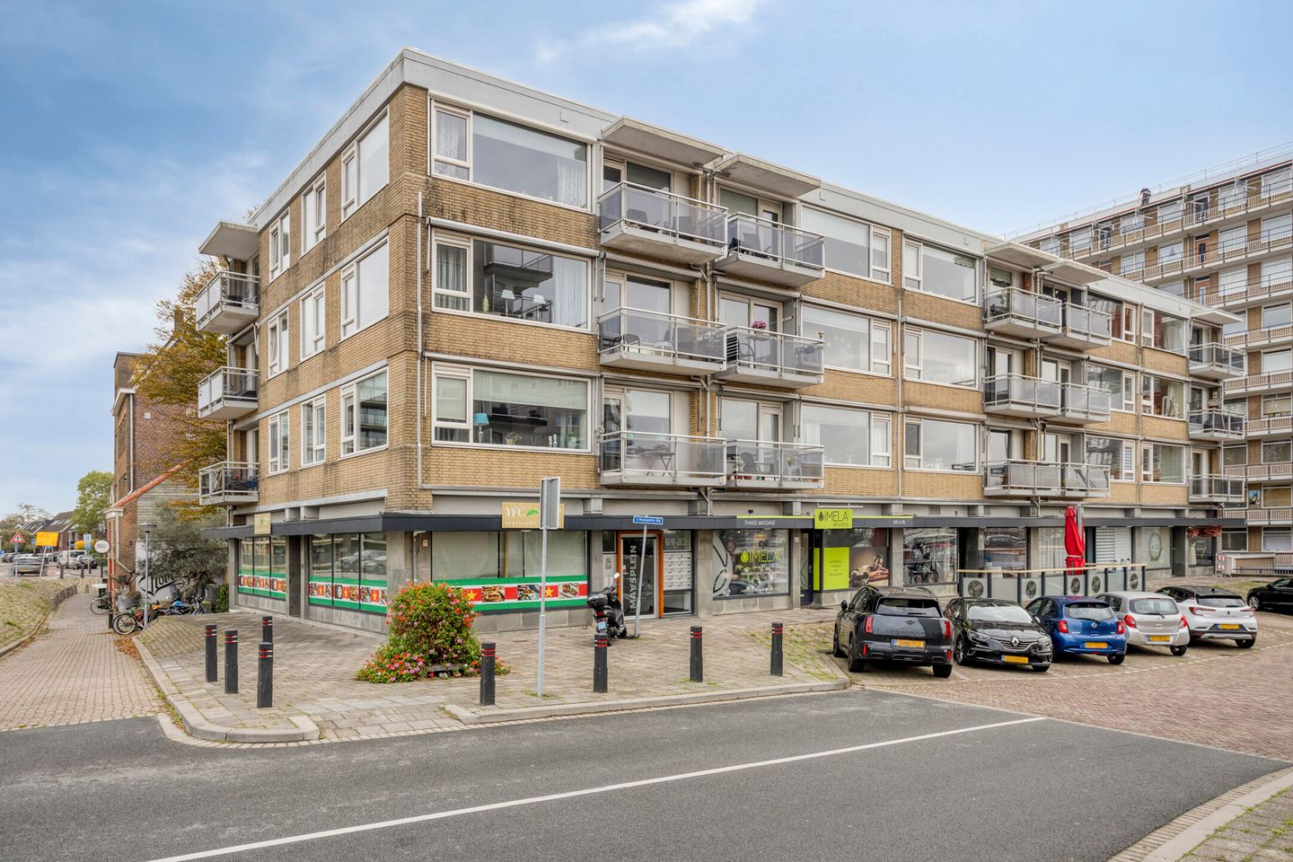 Foto 25 van Maasplein 69