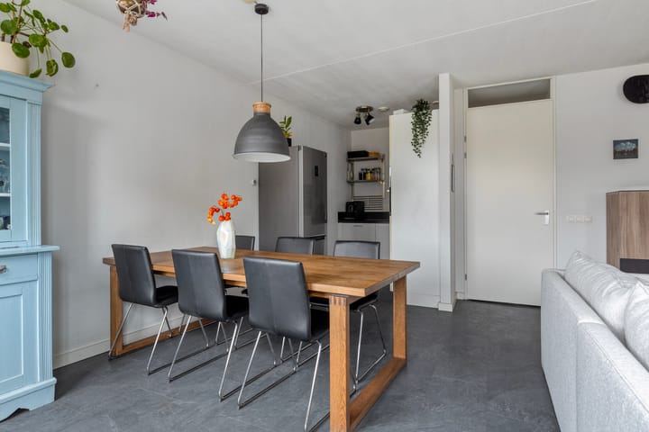 Photo 7 of Hooghuisstraat 18-A