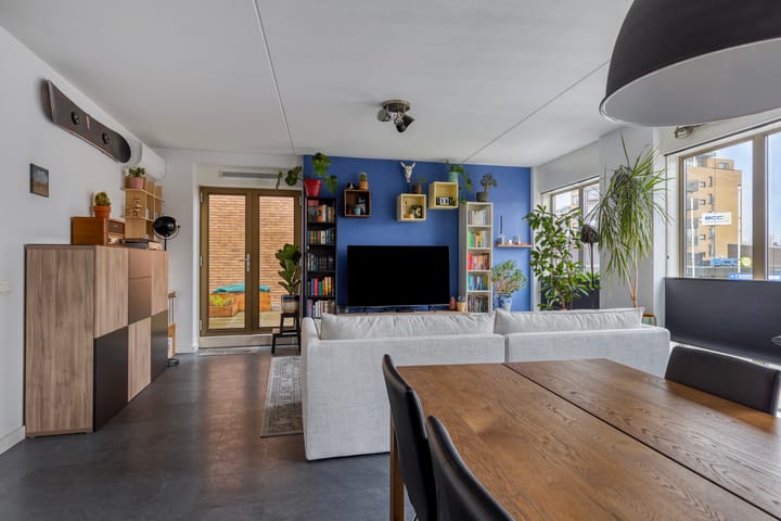 Photo 6 of Hooghuisstraat 18-A