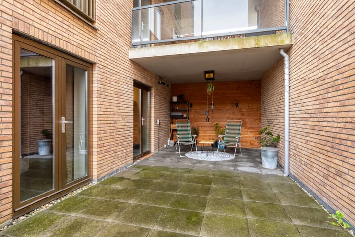 Photo 17 of Hooghuisstraat 18-A