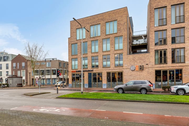 Photo 24 of Hooghuisstraat 18-A