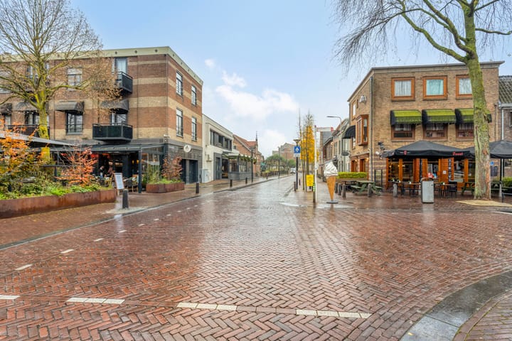 Photo 25 of Hooghuisstraat 18-A