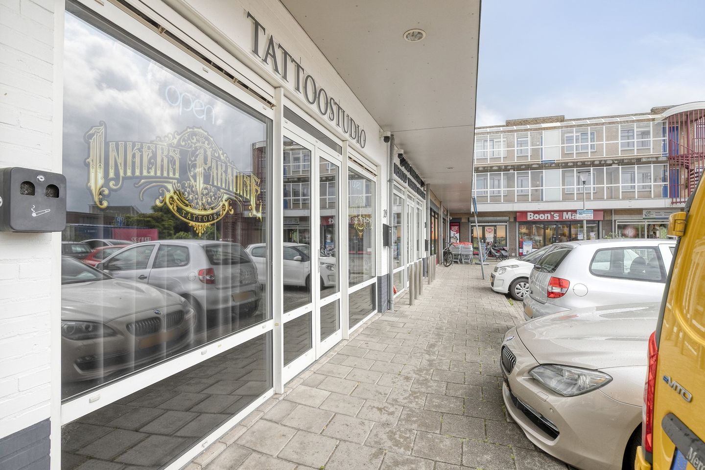 Bekijk foto 3 van Dorpsplein 19