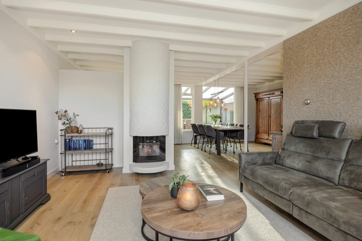 Photo 9 of Helster 8