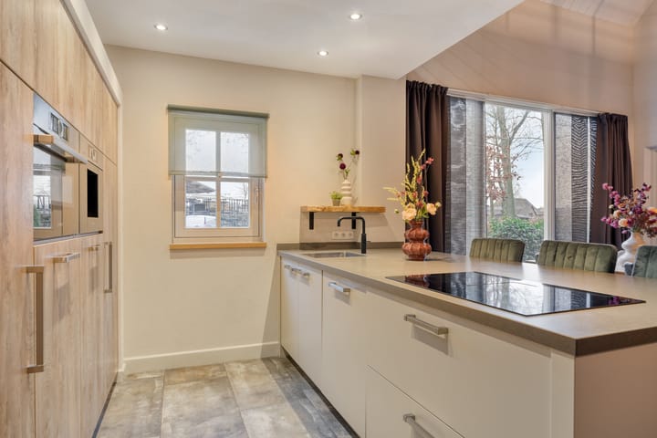 Photo 32 of 't Achterom 5